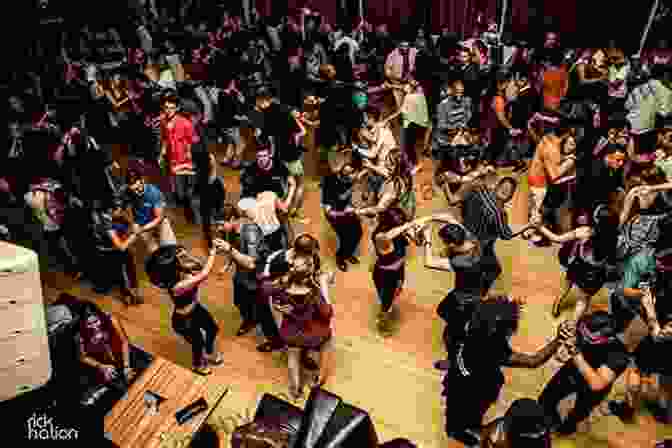 A Group Of People Dancing Salsa In A Lively Havana Club Dancing Girls: LoveTravel Argentina Spain Cuba